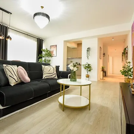 Urban Bliss - Contemporary Elegance In Modern Living Spaces Voluntari Exterior photo