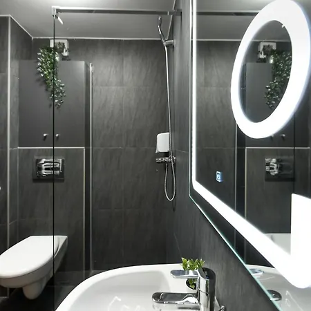 Urban Bliss - Contemporary Elegance In Modern Living Spaces Voluntari Room photo