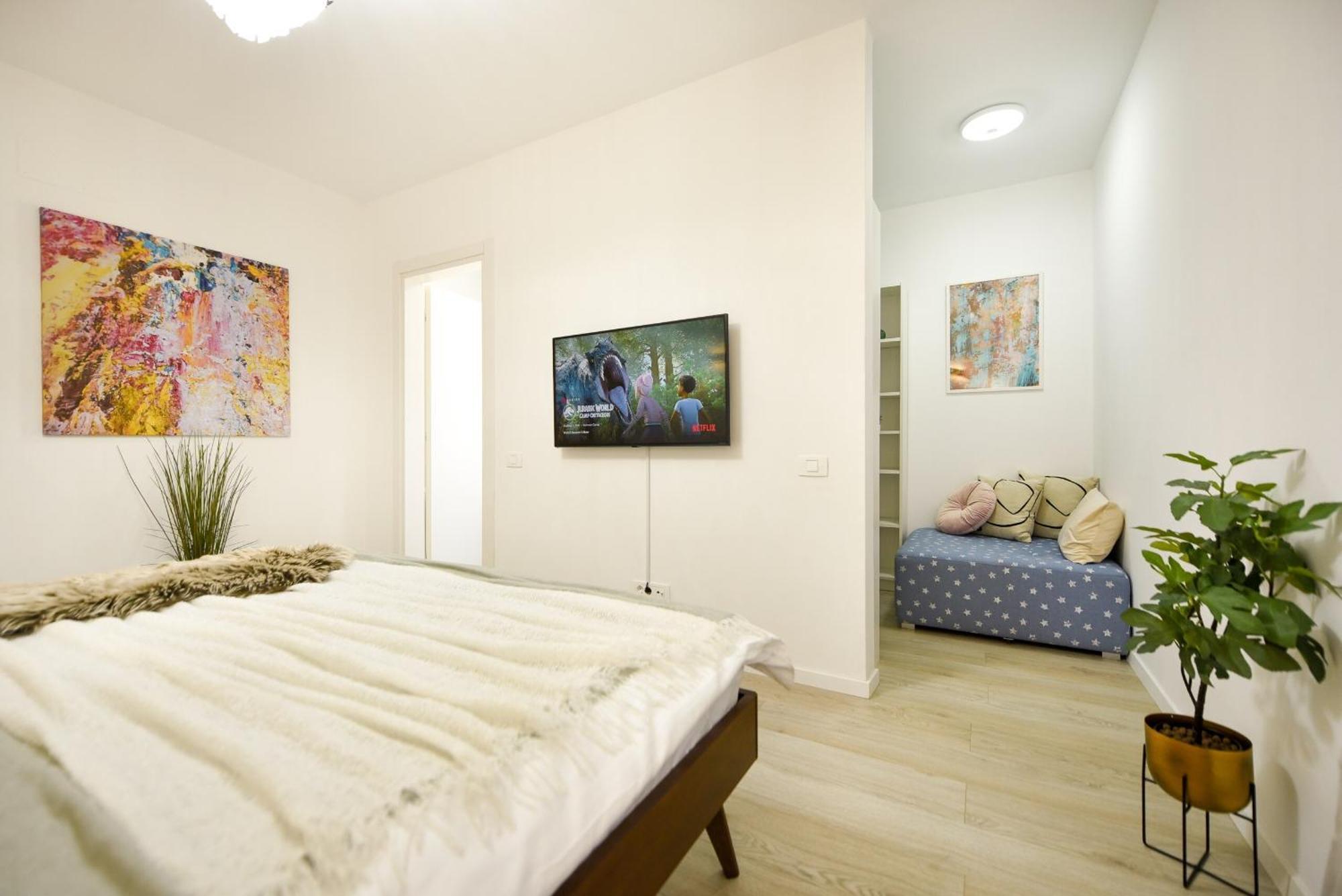 Urban Bliss - Contemporary Elegance In Modern Living Spaces *